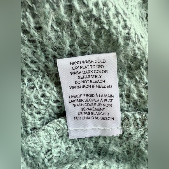 Others Follow Fuzzy Knit V-Neck Sweater With Lace Trim And Back Cut Out Size XS - Picture 10 of 10